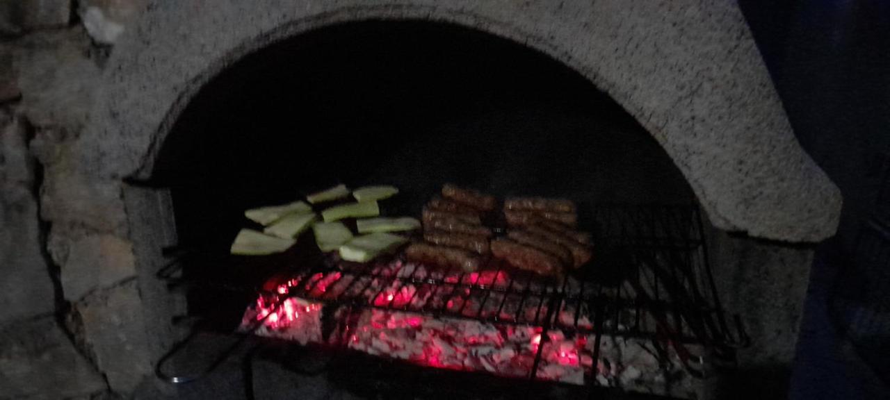 Mini Garsonjera Ξενοδοχείο Ποντγορίτσα Εξωτερικό φωτογραφία