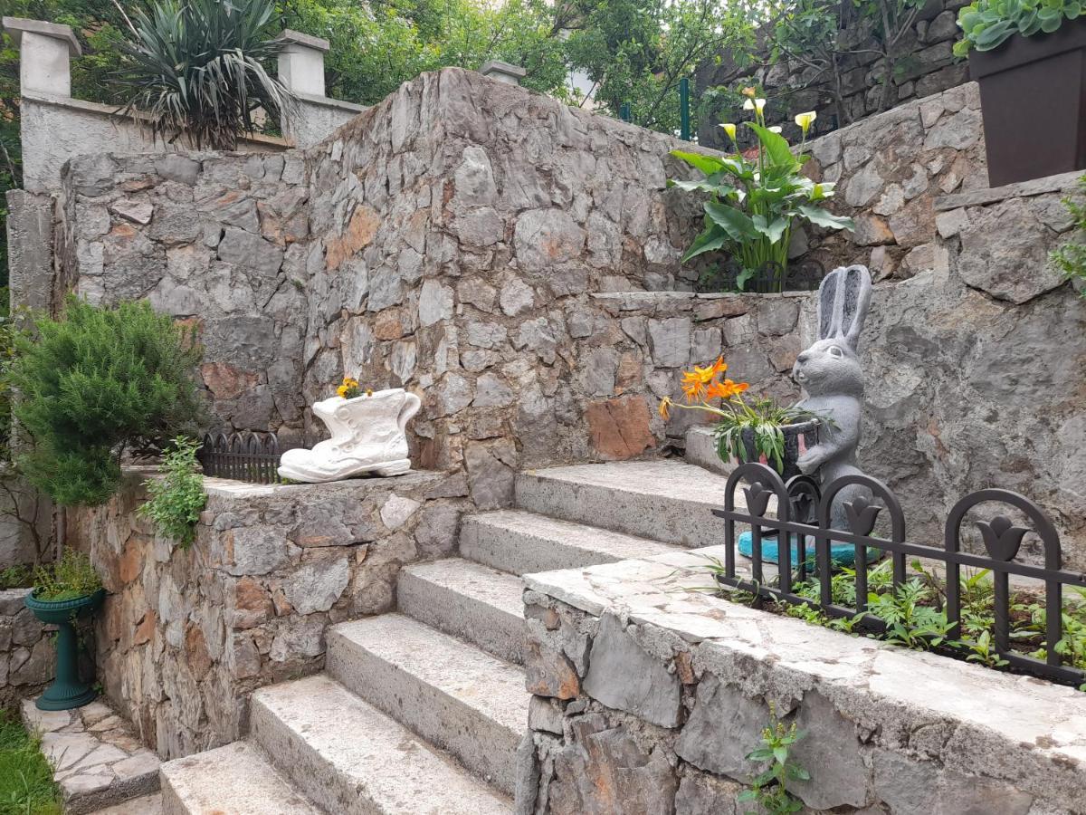 Mini Garsonjera Ξενοδοχείο Ποντγορίτσα Εξωτερικό φωτογραφία