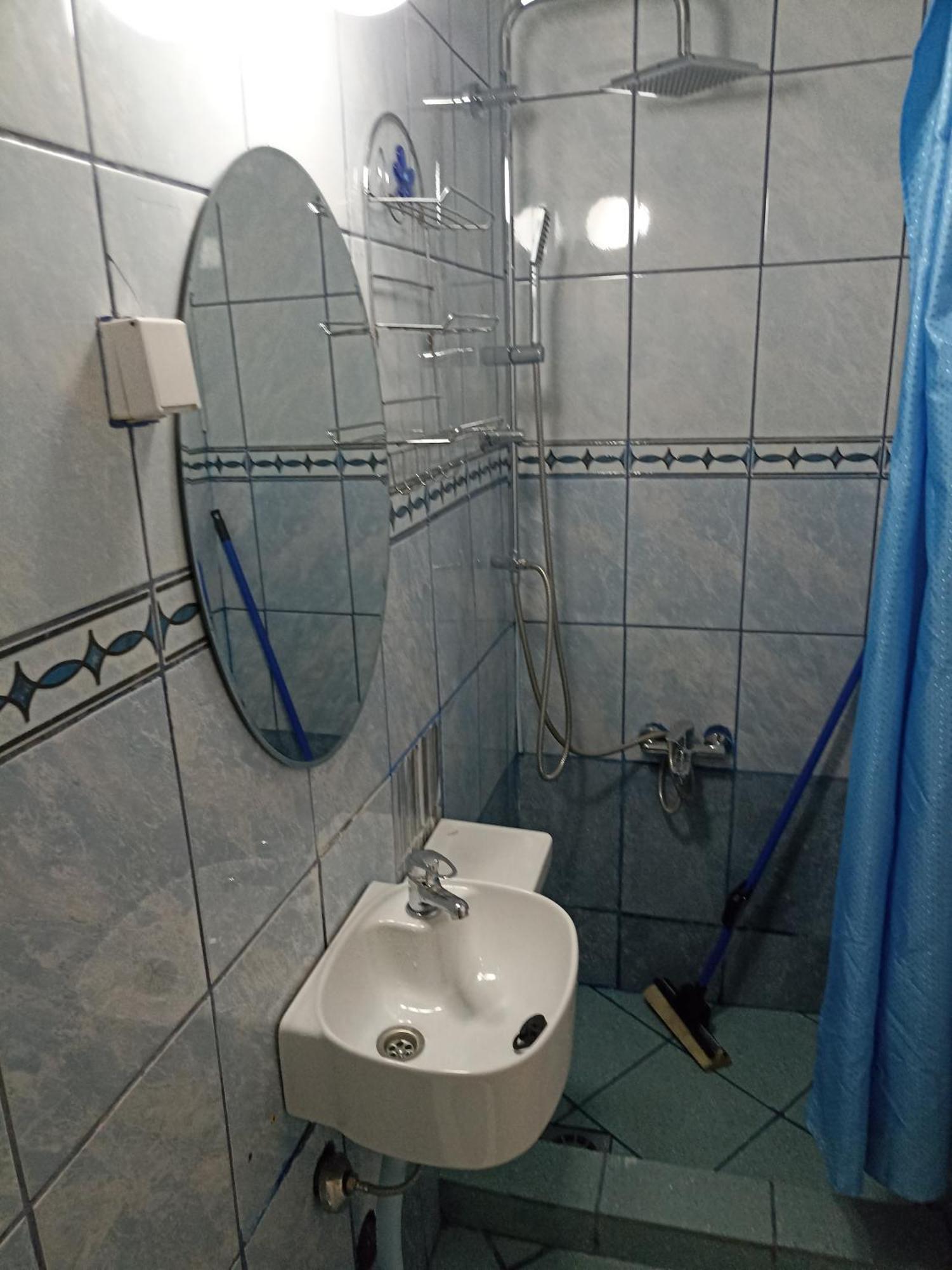 Mini Garsonjera Ξενοδοχείο Ποντγορίτσα Εξωτερικό φωτογραφία